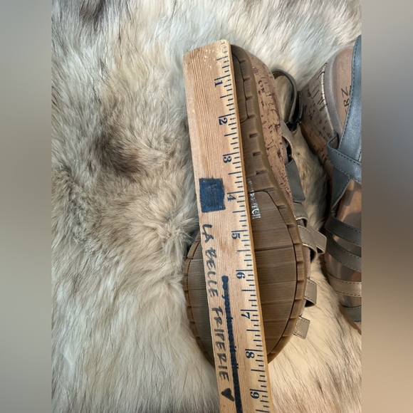 Naturalizer sandals - Picture 10 of 11